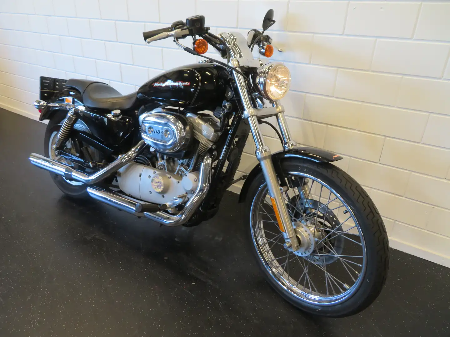 Harley-Davidson Sportster XL 883 CUSTOM ZEER FRAAI! crna - 2