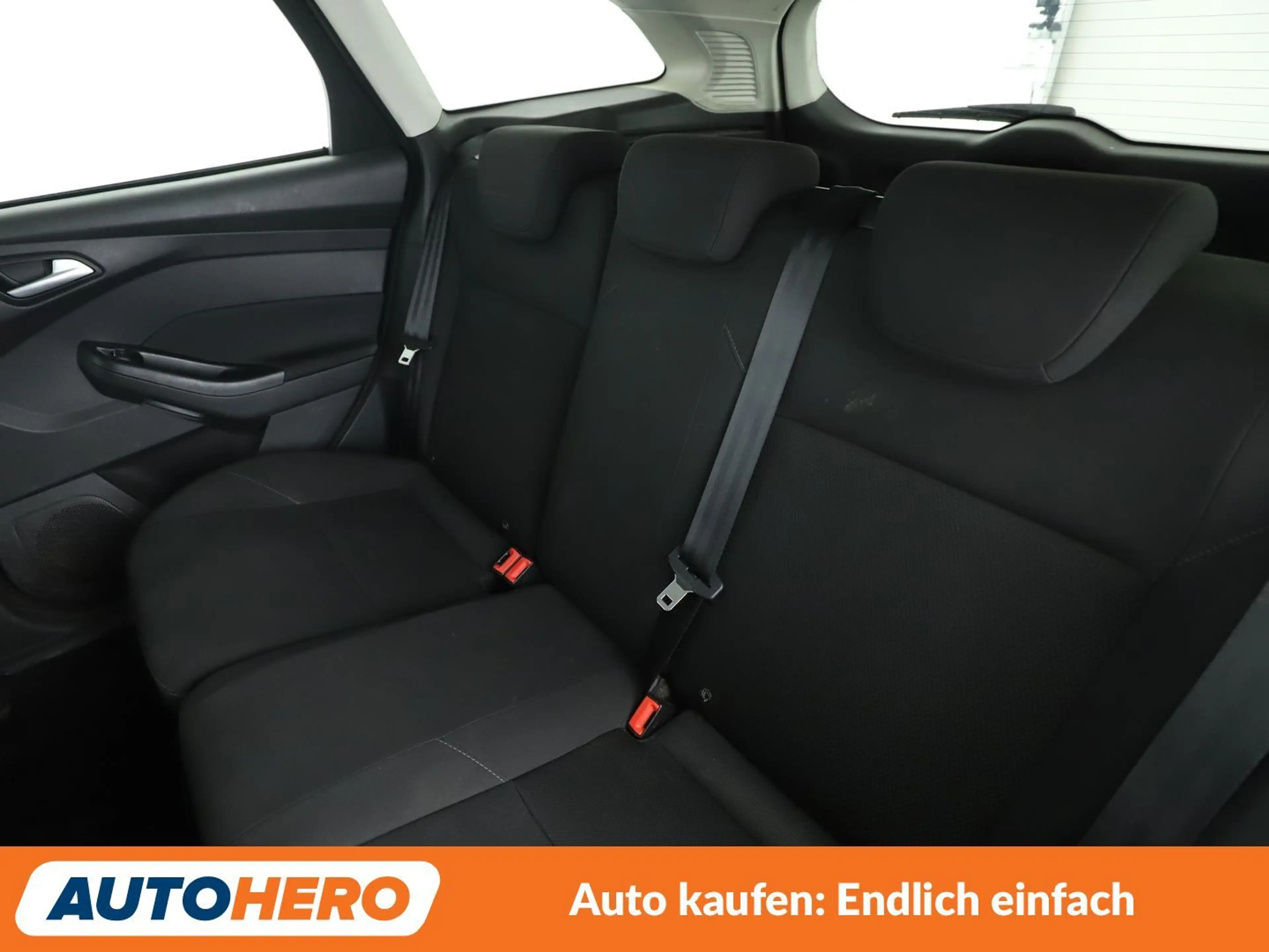 Ford Focus 1.5 EcoBoost Cool&Connect*NAVI*PDC*SHZ*KLIMA* — photo 14