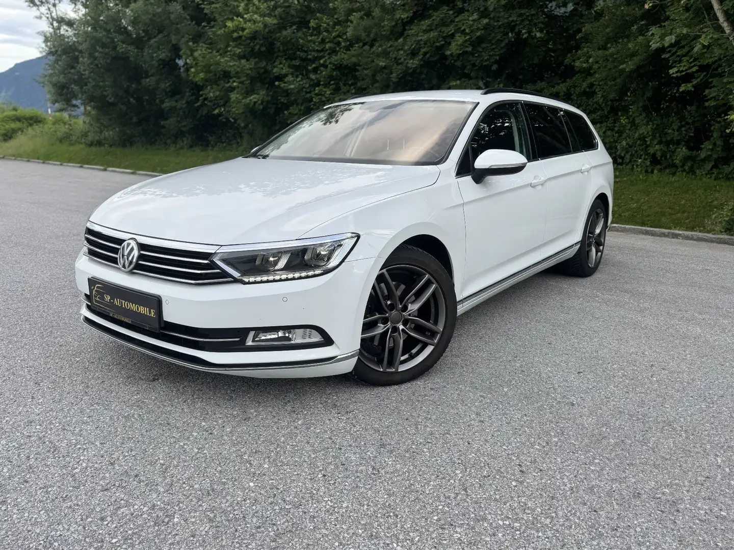 Volkswagen Passat Variant Comfortline Weiß - 2