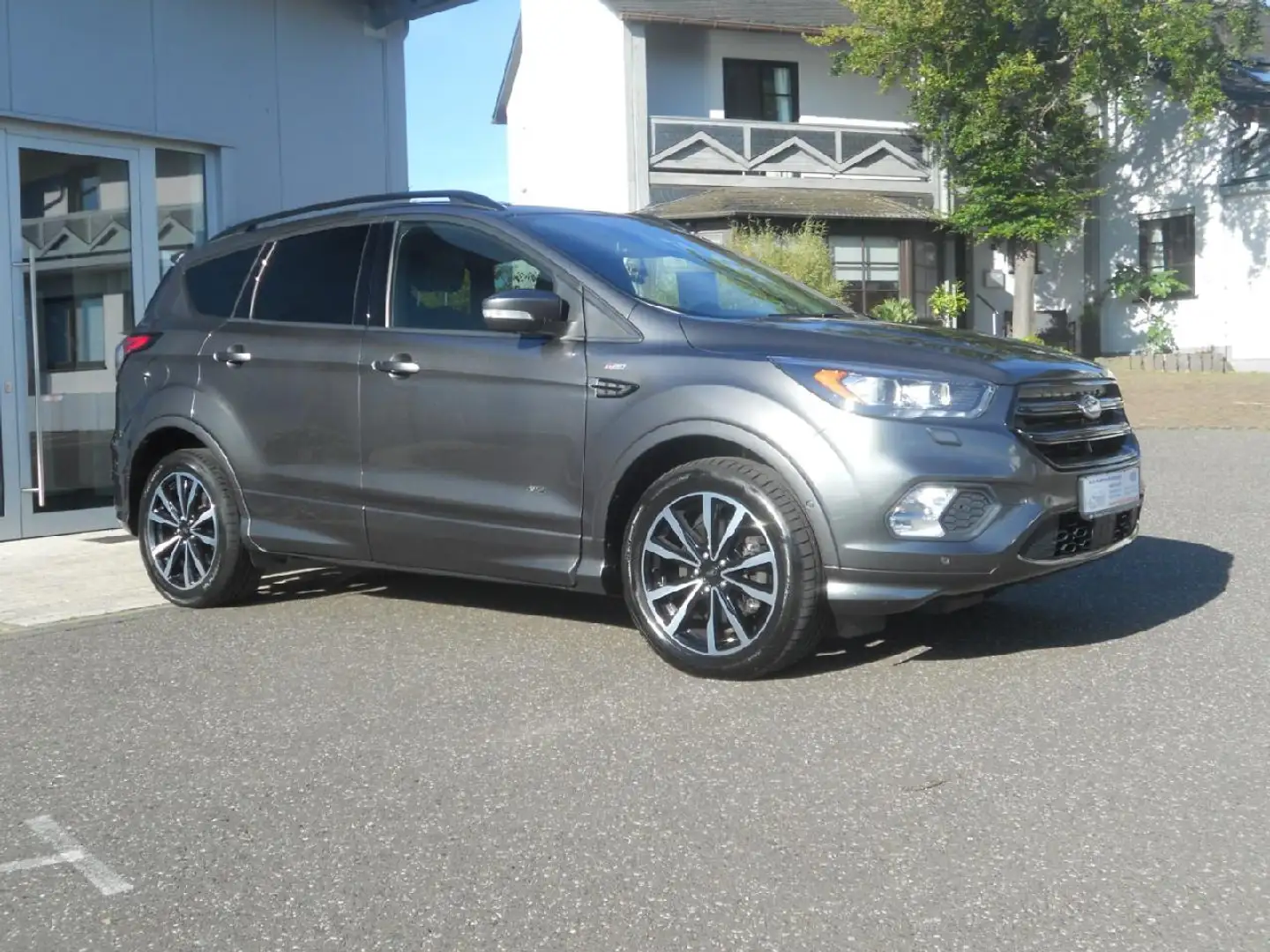 Ford Kuga ST-Line Zwart - 1