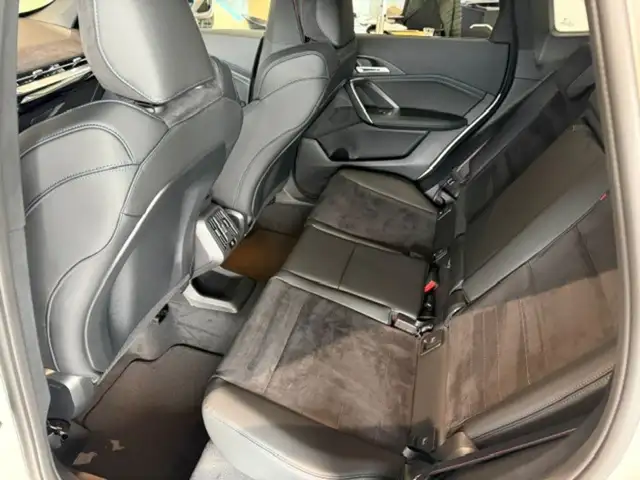 BMW X1 view 10
