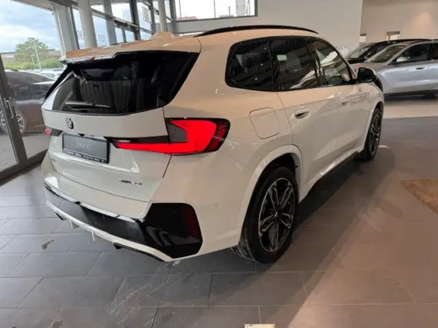 BMW X1 view 15