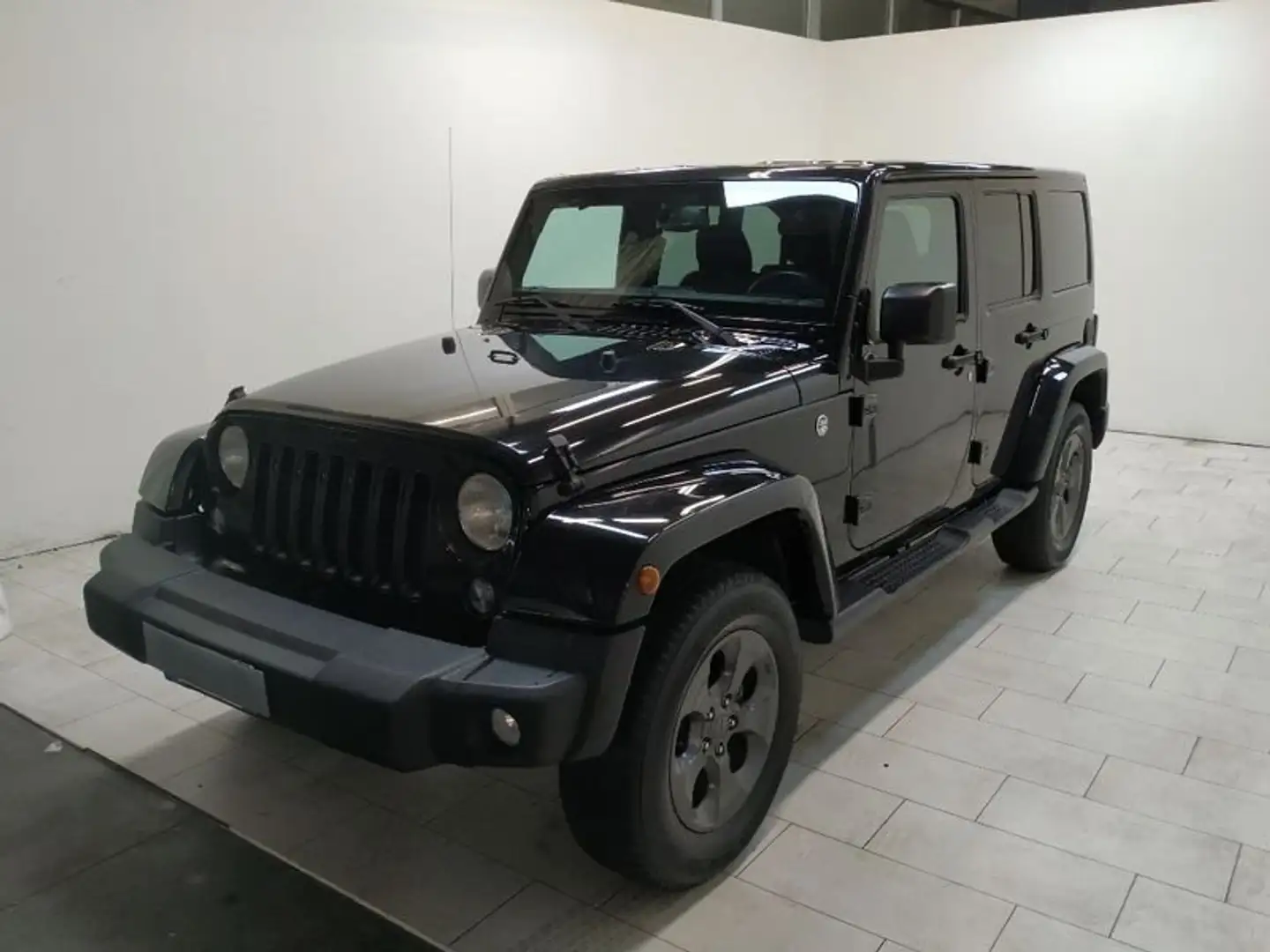 Jeep Wrangler Unlimited 2.8 crd Night Eagle auto Fekete - 1