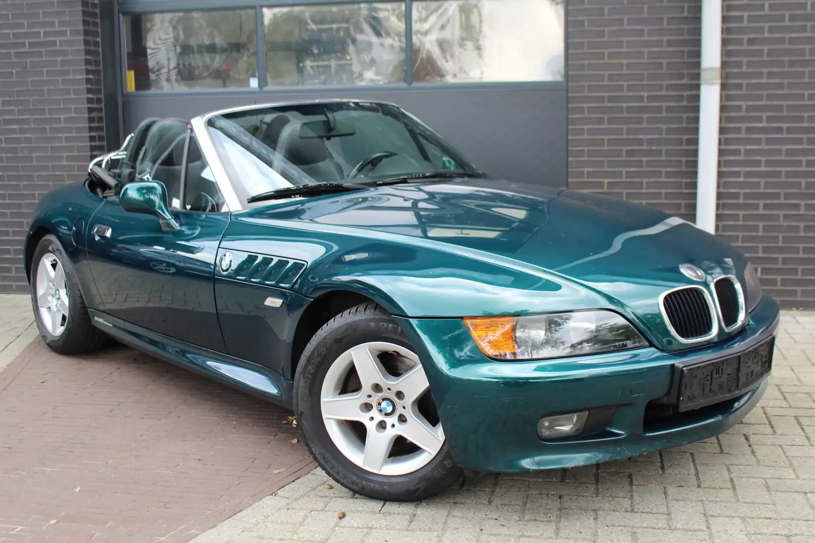 BMW Z3 Roadster 1.8i Sport Line M Uitvoering FULL SERVICE Groen - 2