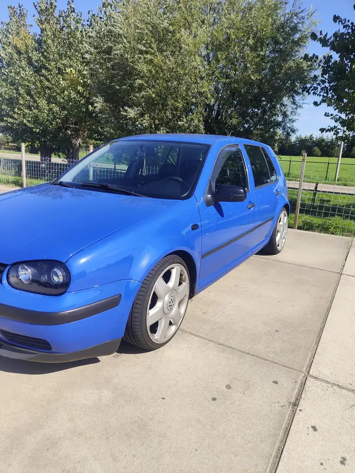 Volkswagen Golf 1.8 Highline, foto 2