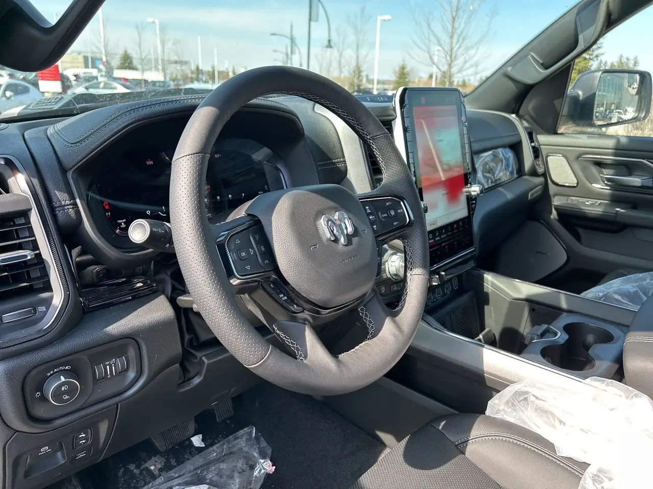 RAM 1500 снимка RAM 1500