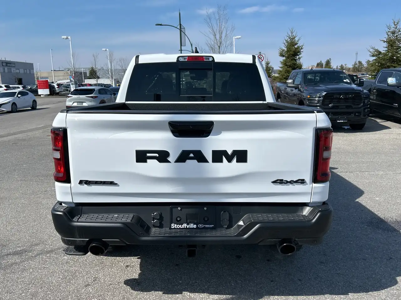 RAM 1500 снимка RAM 1500