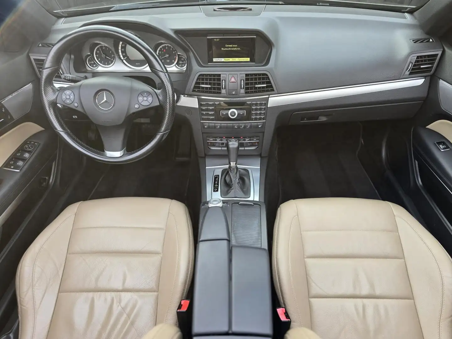 Mercedes-Benz E 350 Cabrio CGI Avantgarde 1e eigenaresse Gris - 2