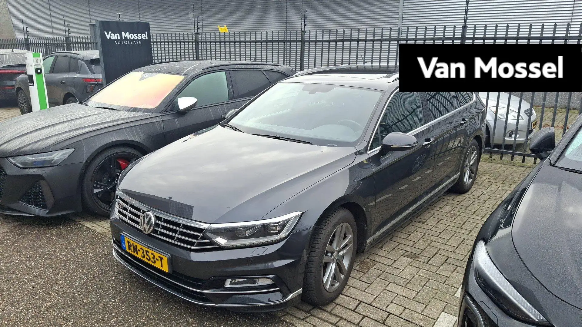 Volkswagen Passat Variant 1.4 TSI Highline Business R Gris - 1