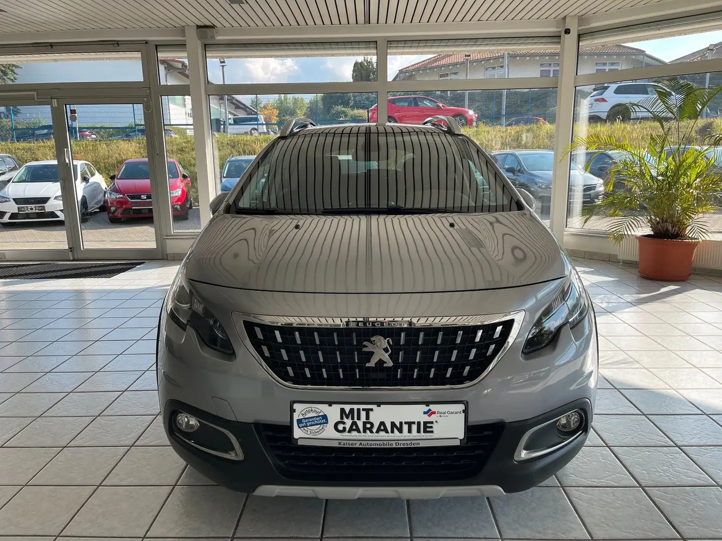 Peugeot 2008 Allure *LED*NAVI*Klima*Leder*Automat* Silber - 2