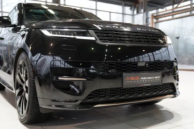 Land Rover Range Rover Sport view 6