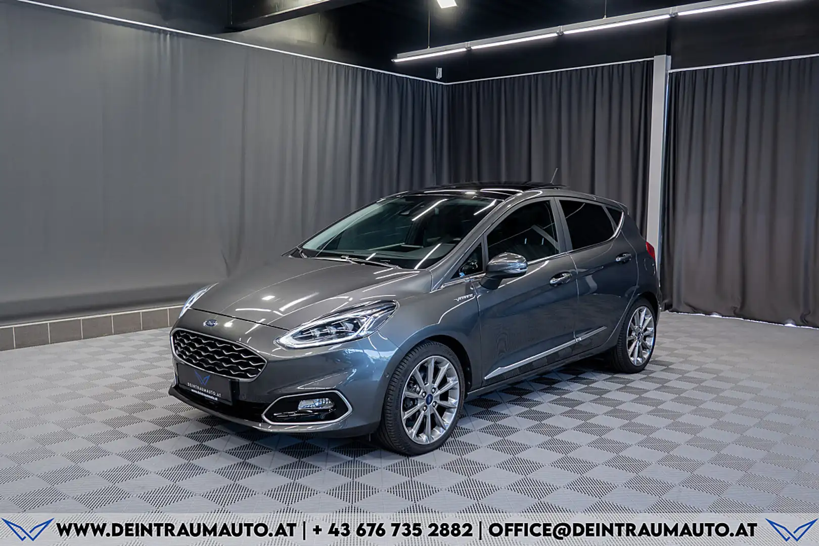 Ford Fiesta Vignale 1,0 EcoBoost Start/Stop Aut.*PANO*SERVI... Grau - 1