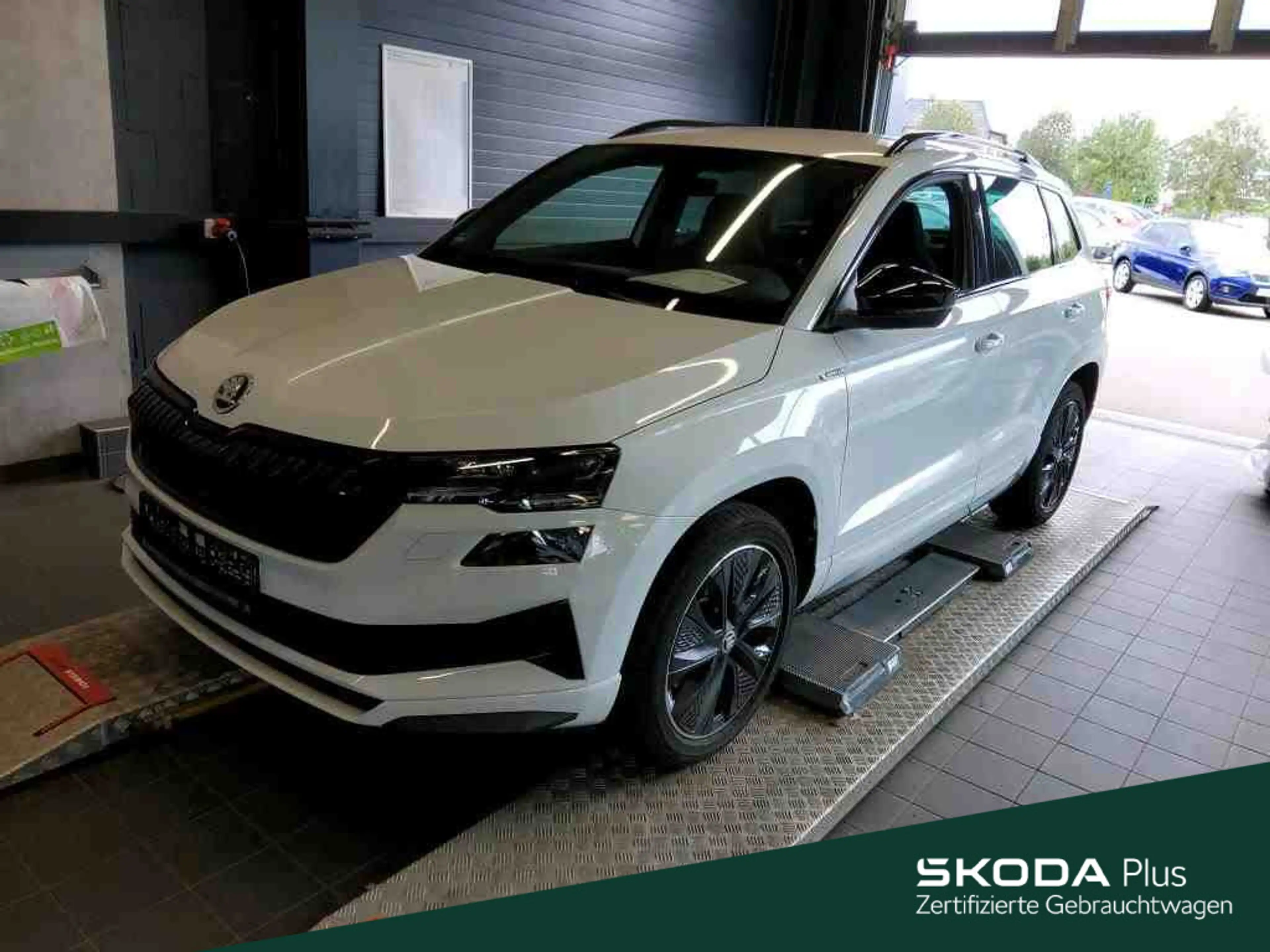 Skoda Karoq 1.5 TSI DSG SPORTLINE*MATRIX*KESSY*AHK*KAM