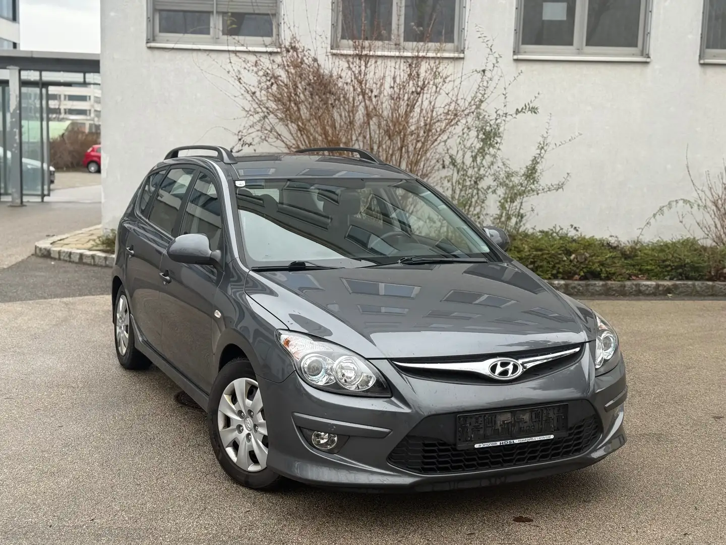 Hyundai i30 i30 CW 1,6 CRDi Comfort DPF Comfort - 1