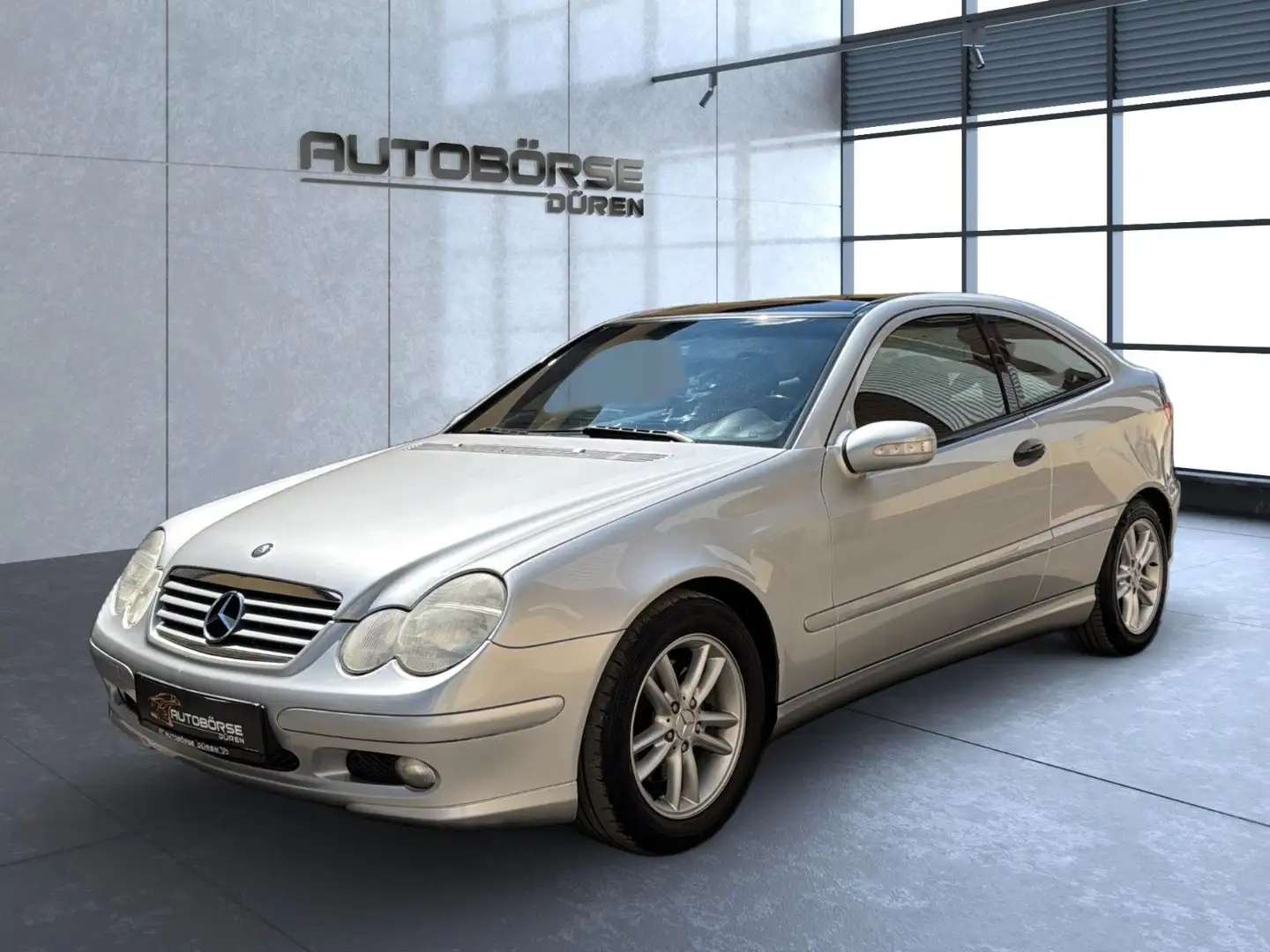 Mercedes-Benz C 230 C -Klasse Sportcoupe Kompressor /Pano/Navi/ Plateado - 1