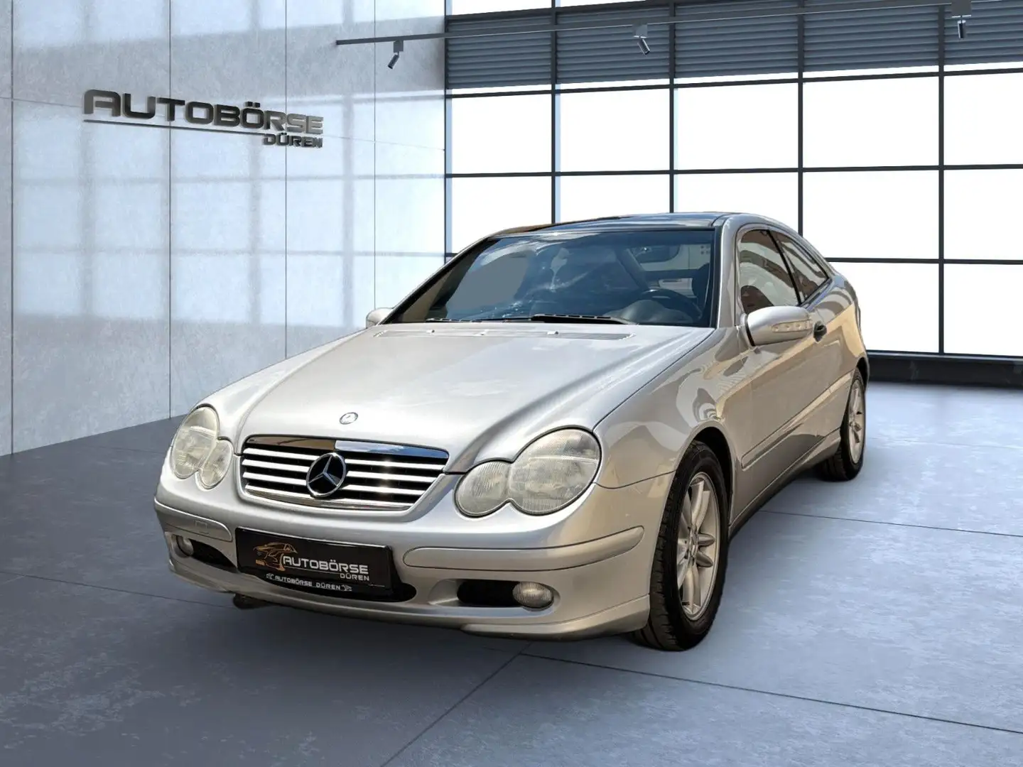 Mercedes-Benz C 230 C -Klasse Sportcoupe Kompressor /Pano/Navi/ Plateado - 2