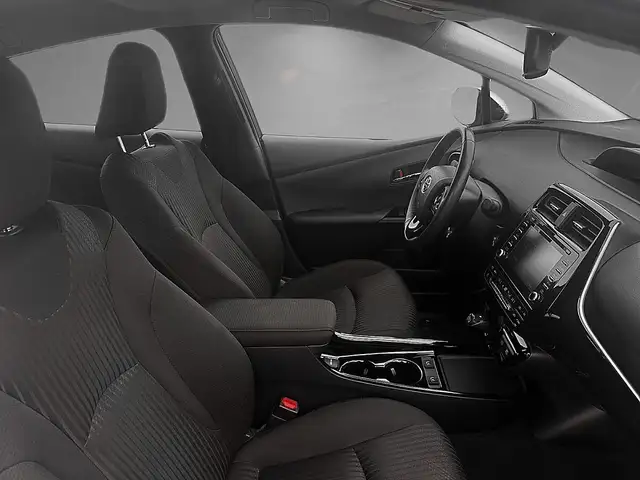 Toyota Prius view 8
