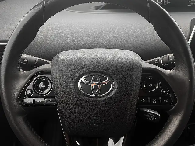 Toyota Prius view 13