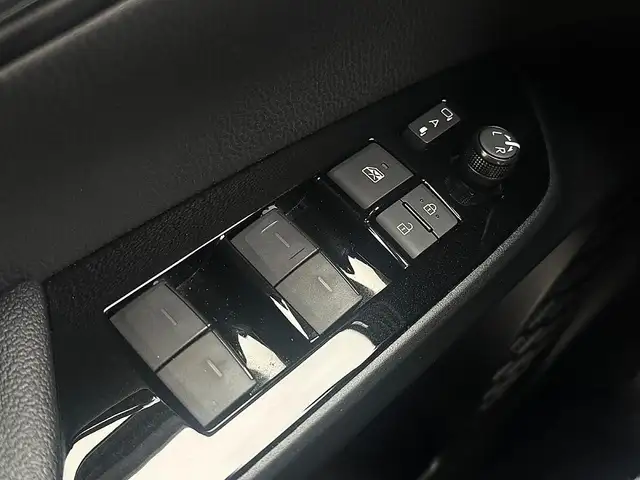 Toyota Prius view 15