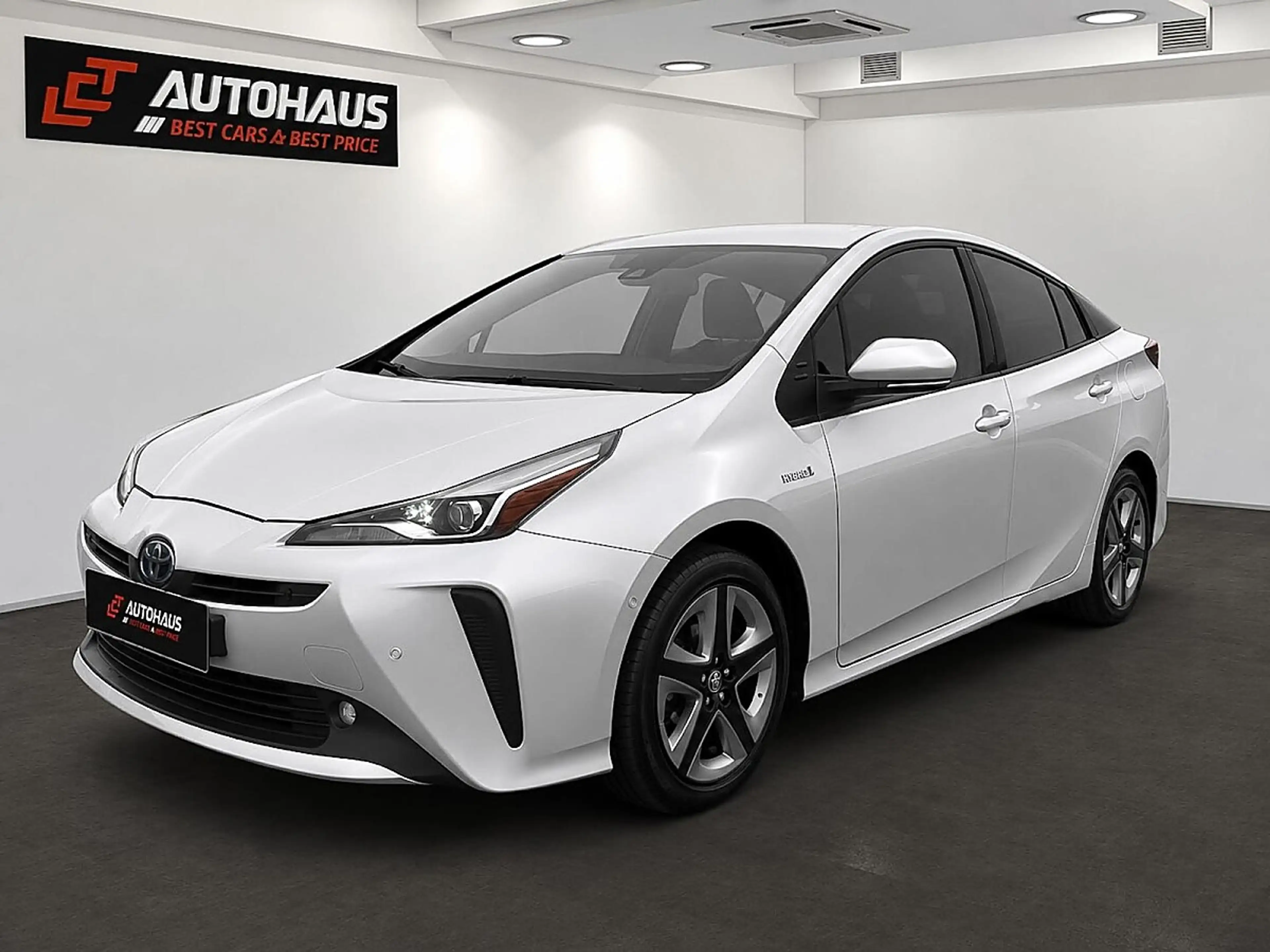 Toyota Prius 1,8 VVT-i Hybrid Lounge  | 1.BESITZ | ALLRAD |