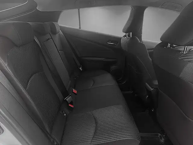 Toyota Prius view 14