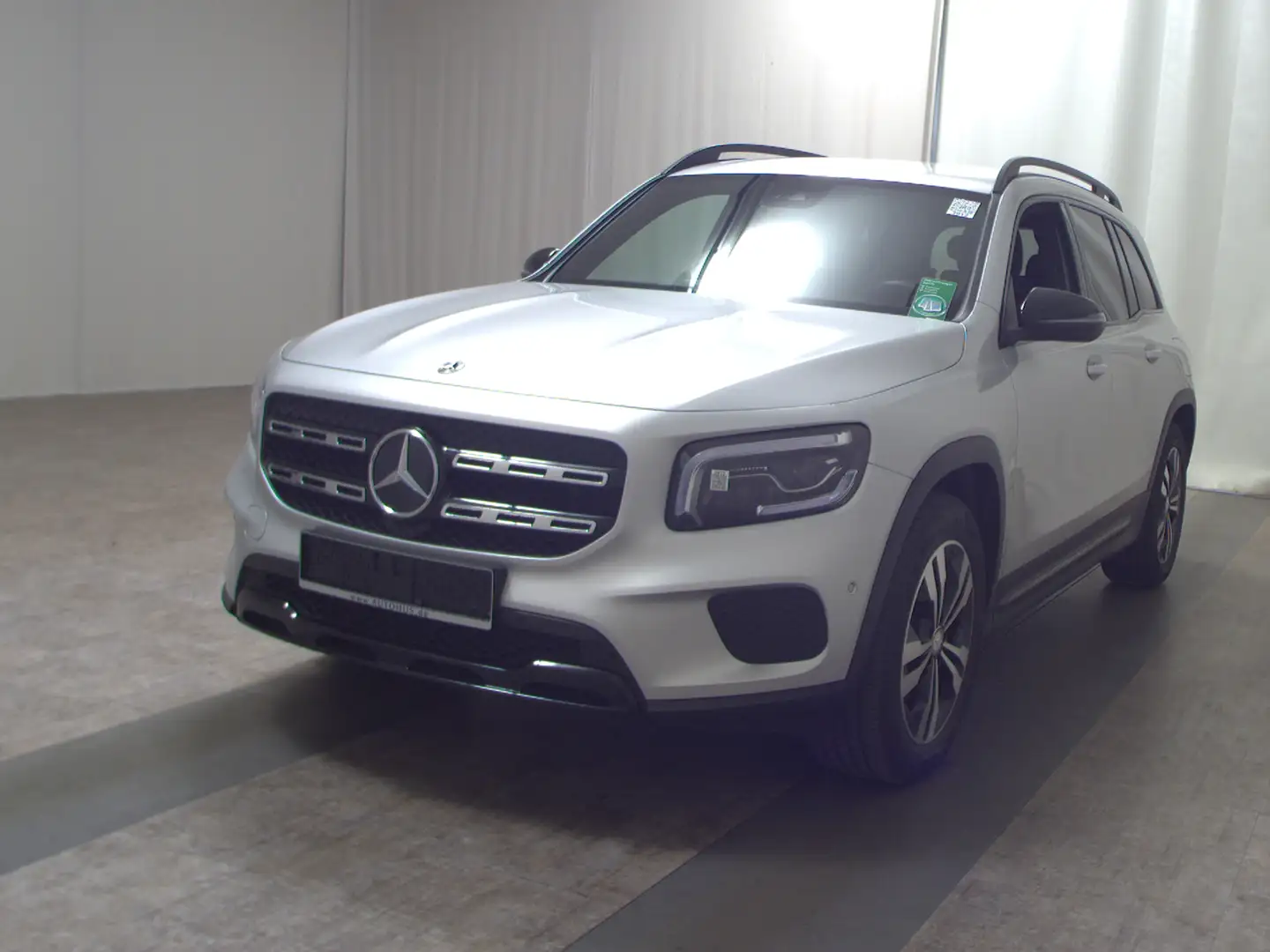 Mercedes-Benz GLB 200 Progressive Night Navi Multibeam RFK Shz Argent - 2