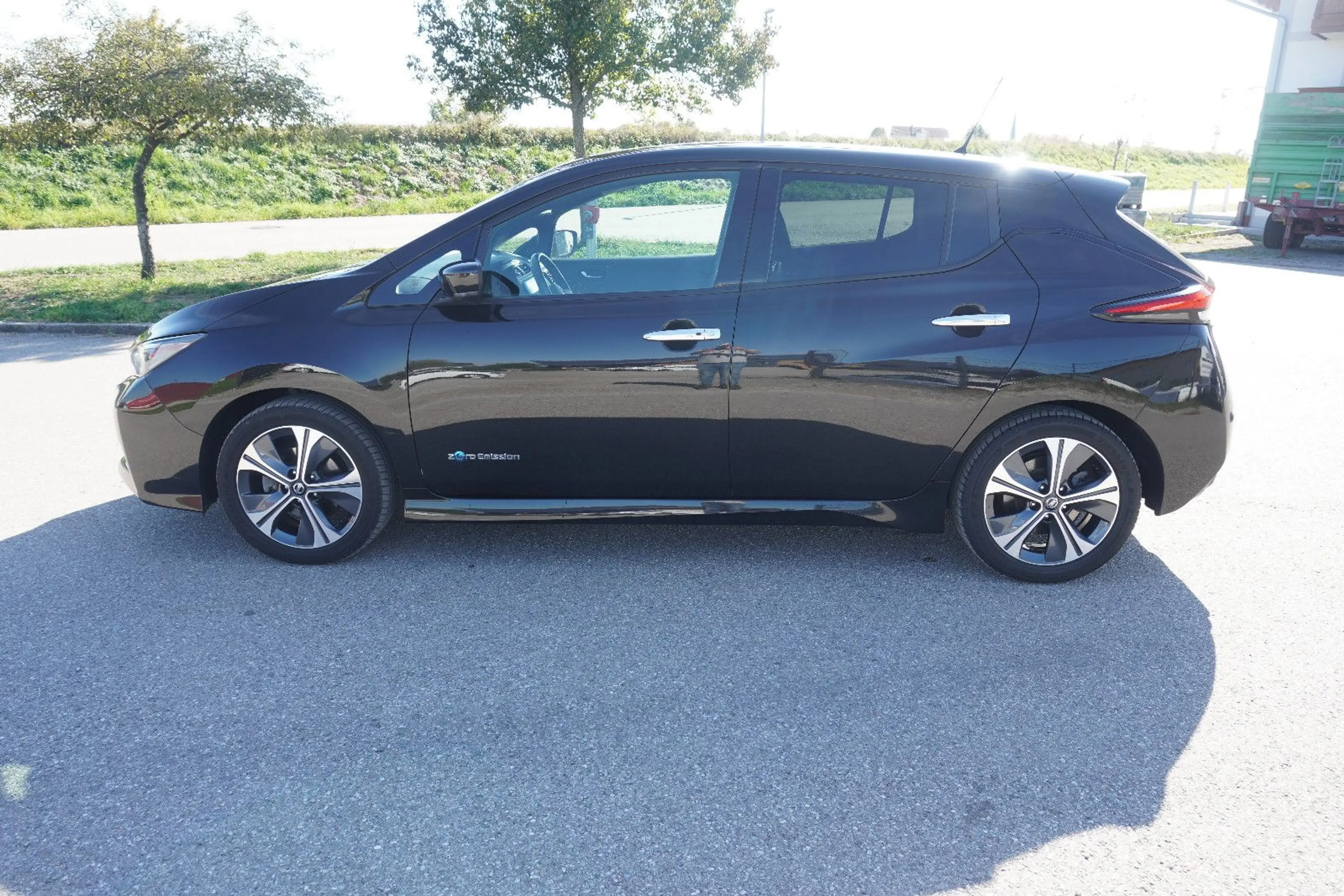 Nissan Leaf N-Connecta 40kWh NAV ACC CAM360 1.Hd — photo 7