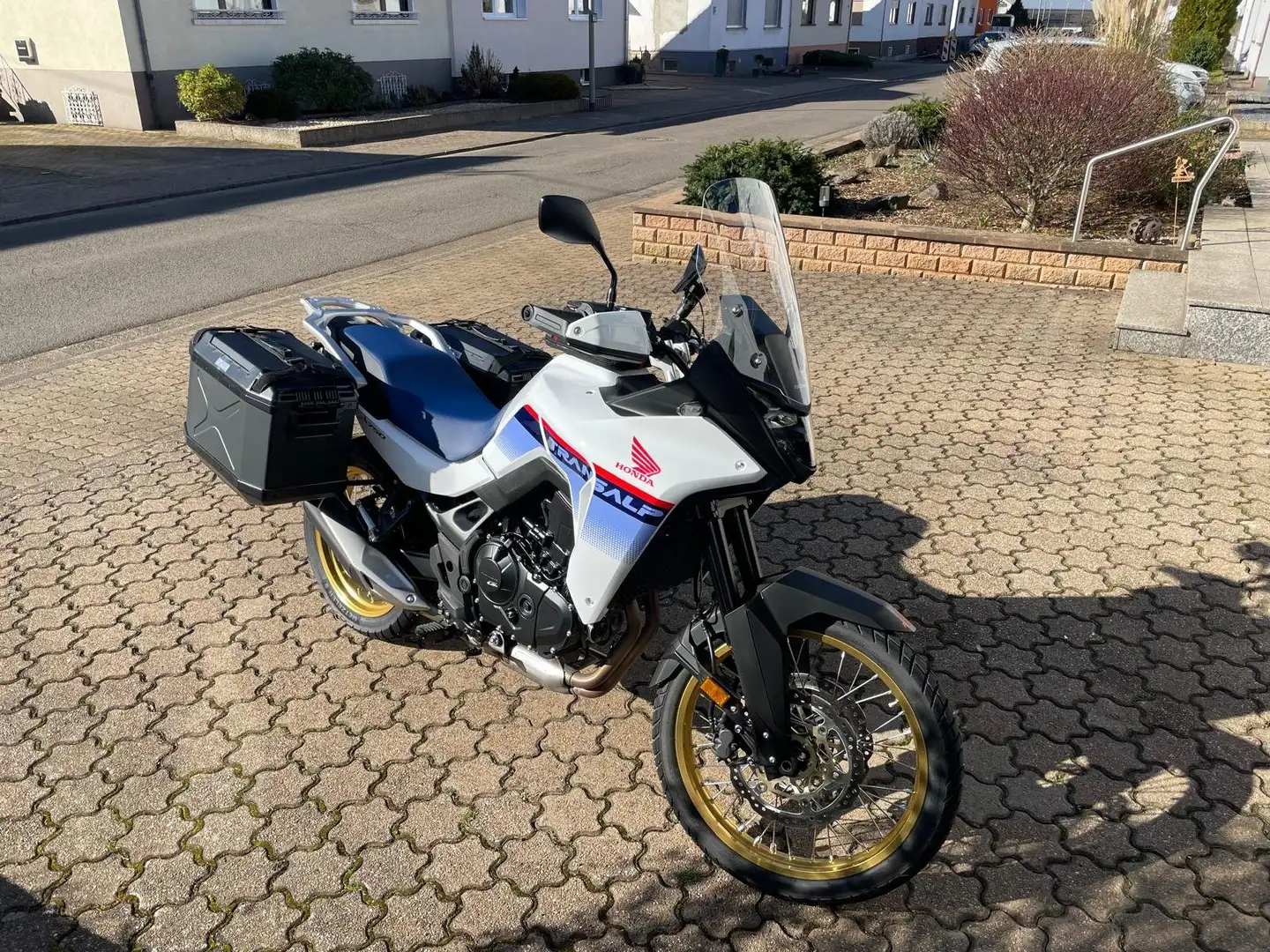 Honda Transalp XL 750 Bílá - 1