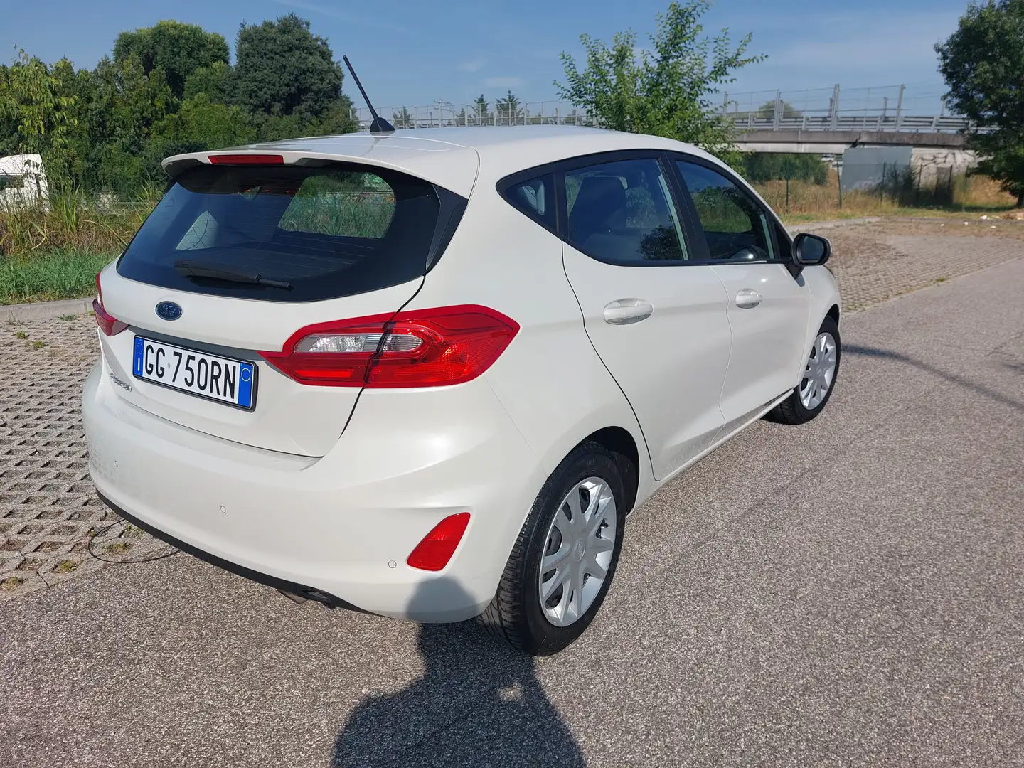 Ford Fiesta Fiesta 5p 1.1 Titanium 75 CV GPL 5p. Plus Bianco - 2