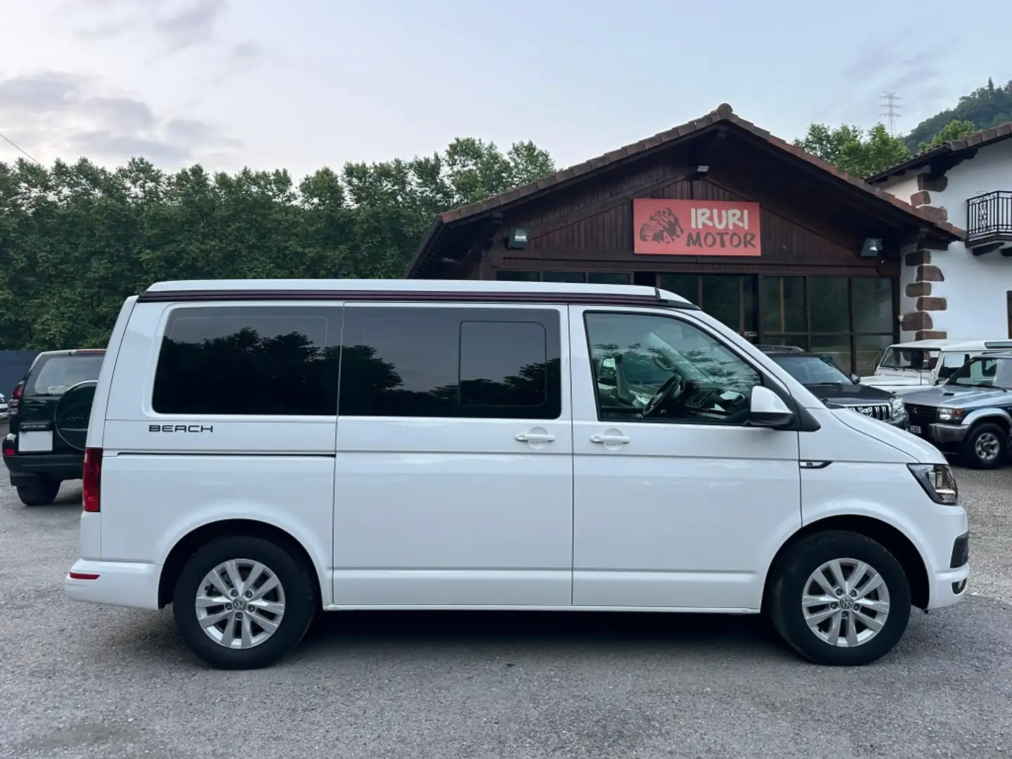Volkswagen T5 California 2.0TDI BMT Beach 110kw Bílá - 1