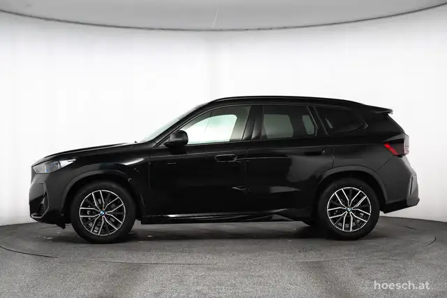 BMW X1 view 3