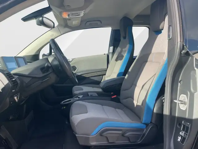 BMW i3 view 13