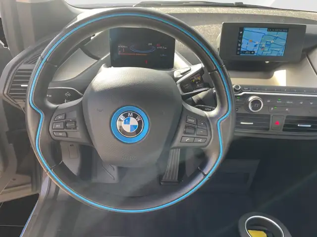 BMW i3 view 9