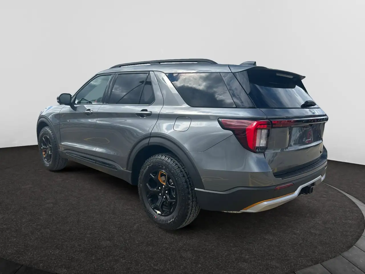 Ford Explorer photo Ford Explorer