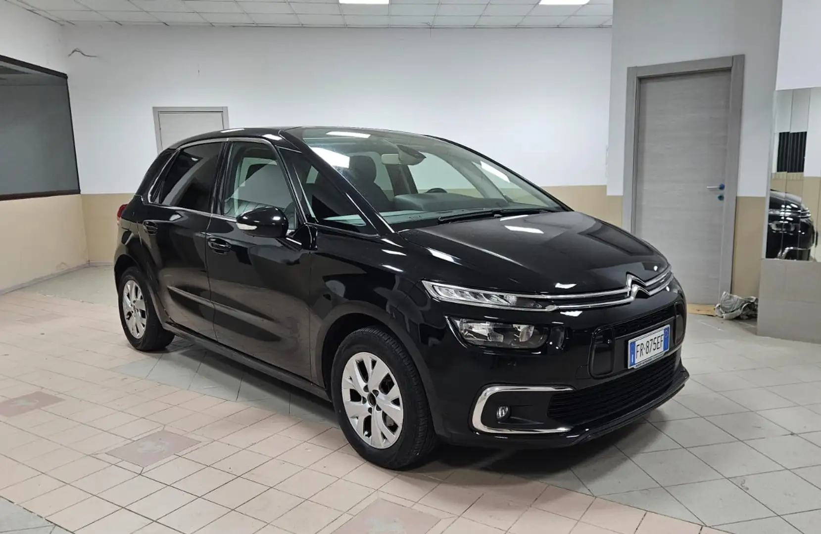 Citroen C4 Picasso 1.6 bluehdi Shine s&s 120cv - 1