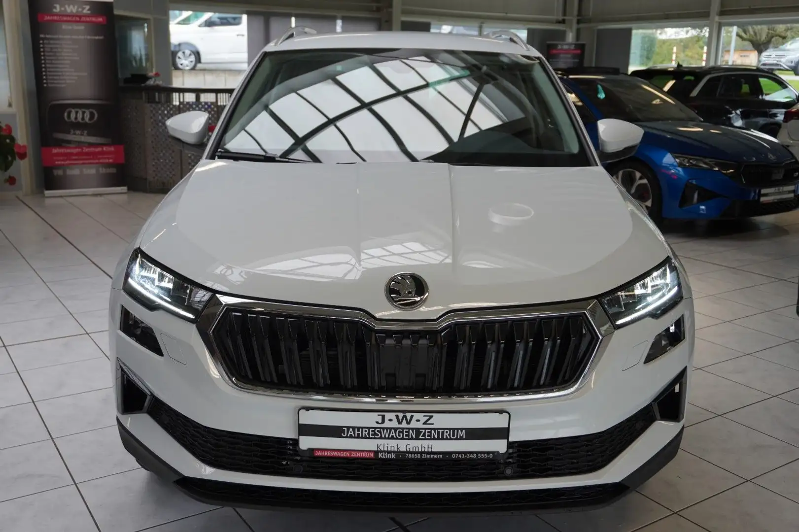 Skoda Karoq Selection 1.5 TSI DSG*AHK*ACC*NAVI*LED* Blanc - 2