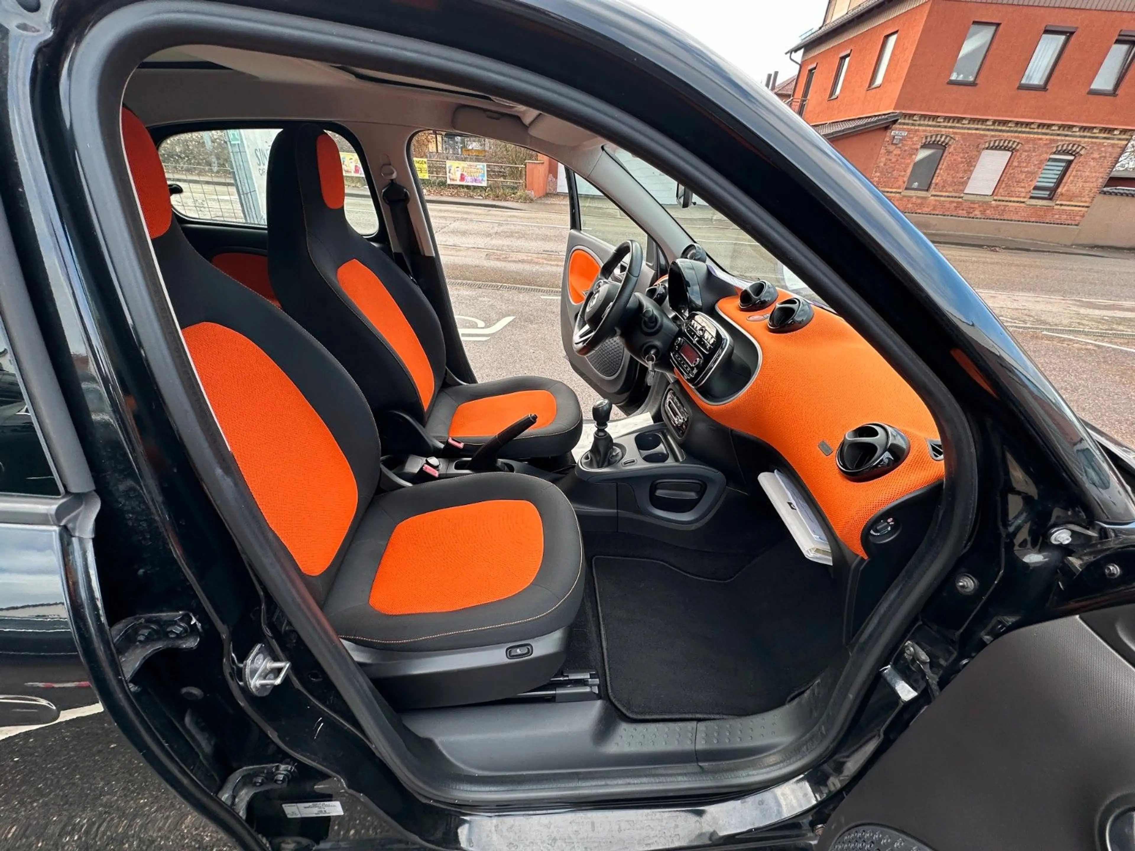 smart forFour Passion*PANO*SHZ*TEMPOMAT*90PS* — photo 9