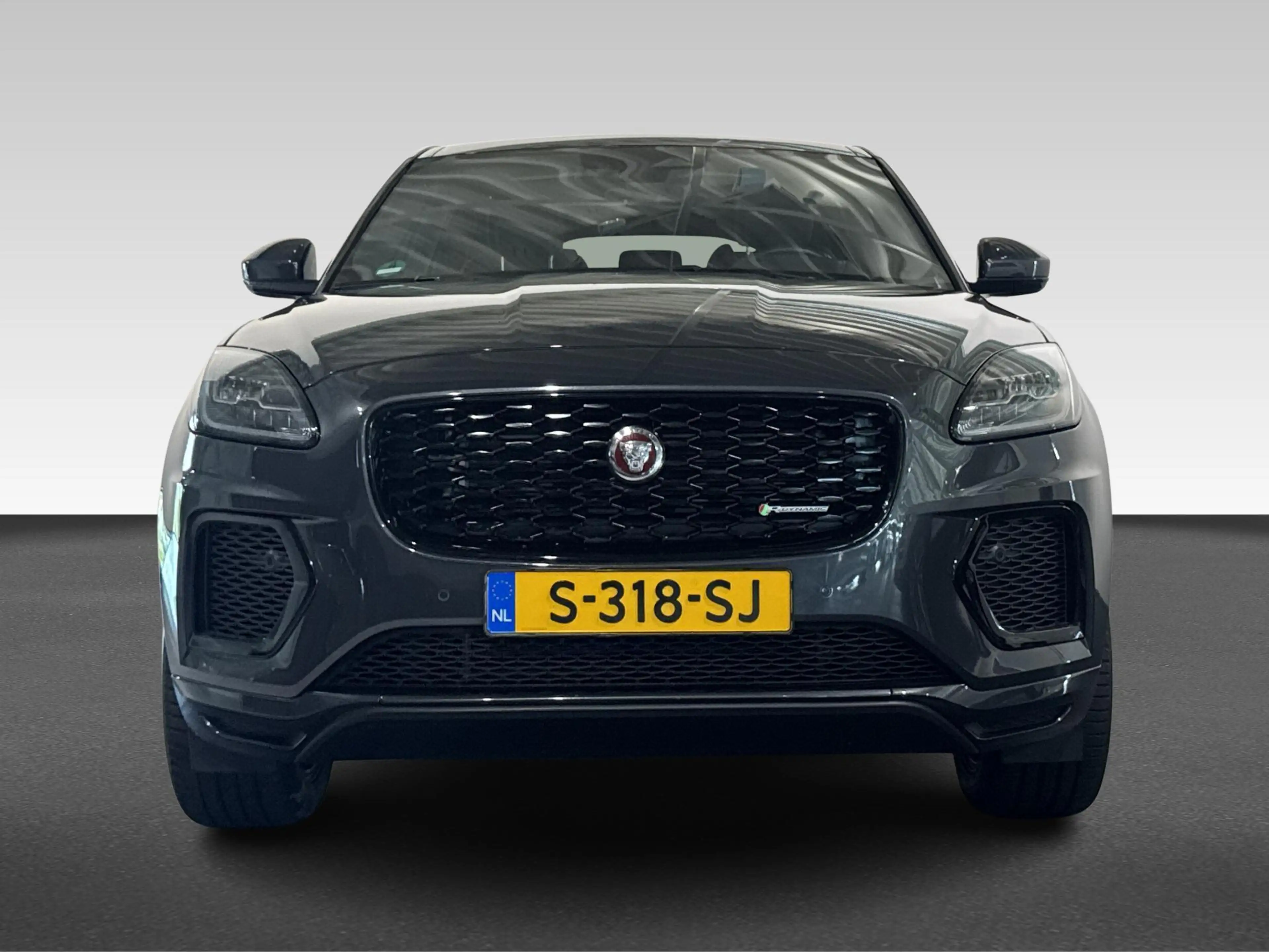 Jaguar E-Pace 1.5 P300e AWD R-Dynamic HSE | Android Auto | Apple — photo 7