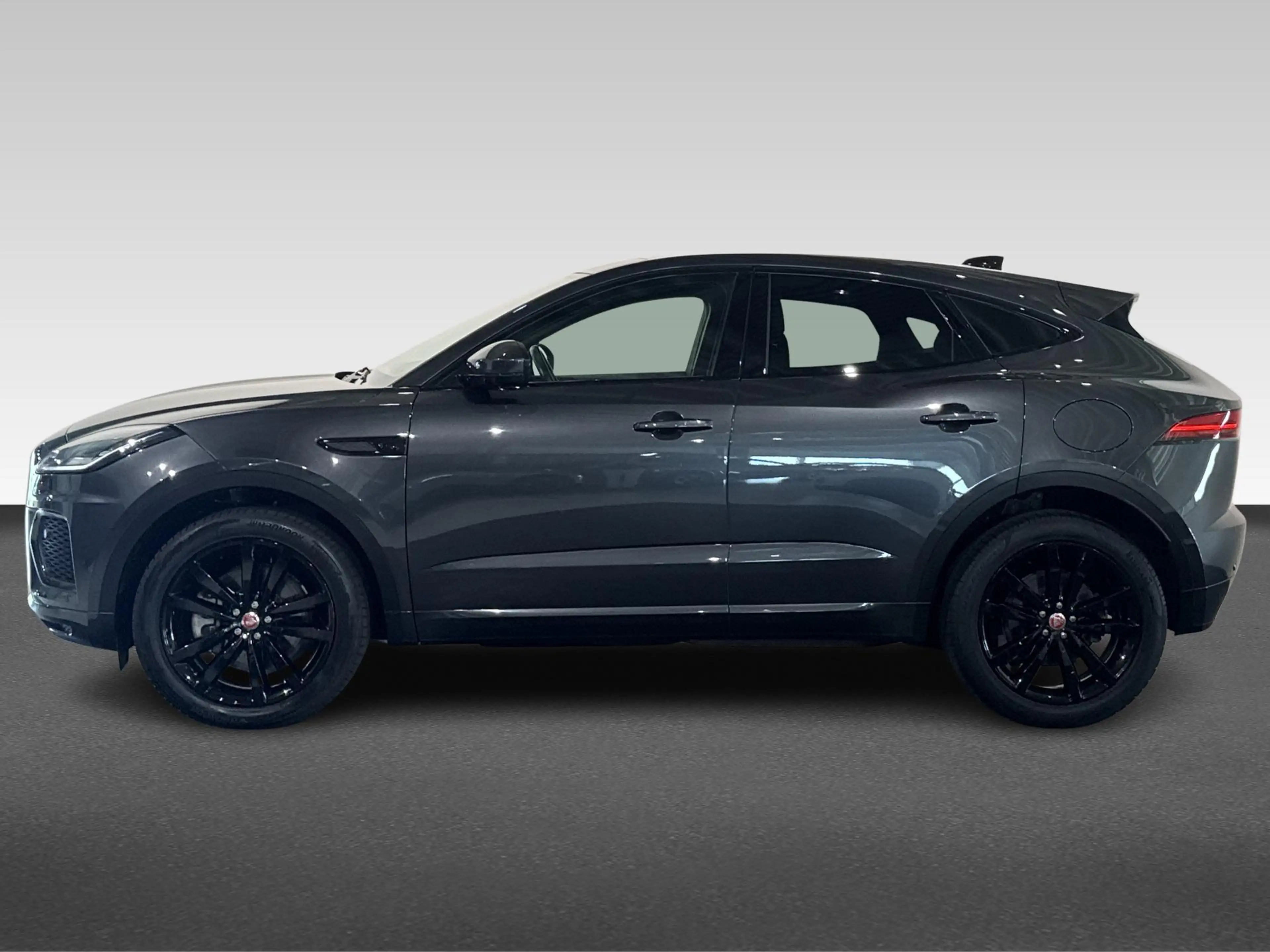 Jaguar E-Pace 1.5 P300e AWD R-Dynamic HSE | Android Auto | Apple — photo 2