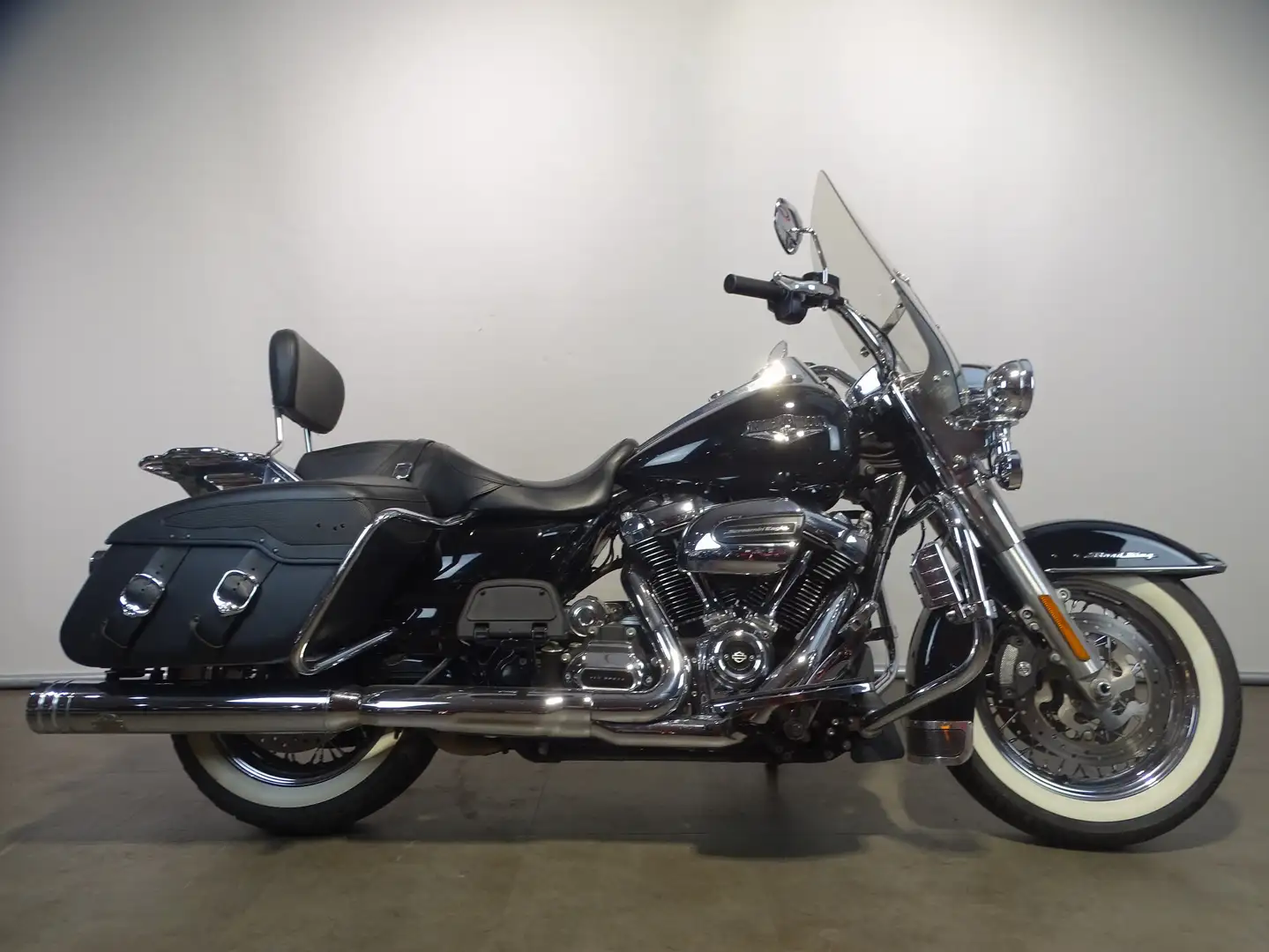 Harley-Davidson Road King Negru - 1