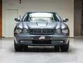 Jaguar XJ8 XJ8 4.2i V8 32v Executive Gris - thumbnail 4