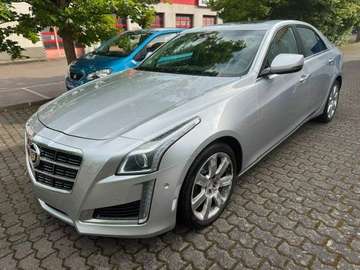 Performance AWD HEAD UP KAMERA PANO SOUND