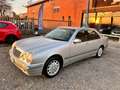 Mercedes-Benz E 200 E 200 k Elegance FL *123.000KM* Gris - thumbnail 1