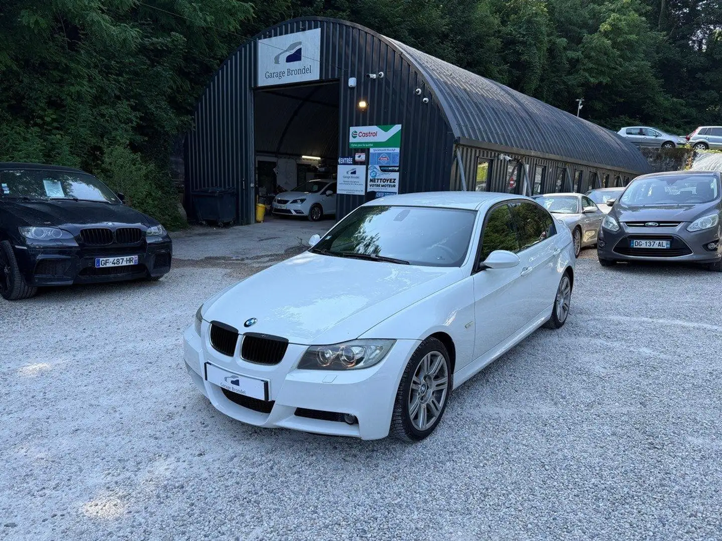 BMW 320 320d 2.0d 177cv M Sport Bílá - 1