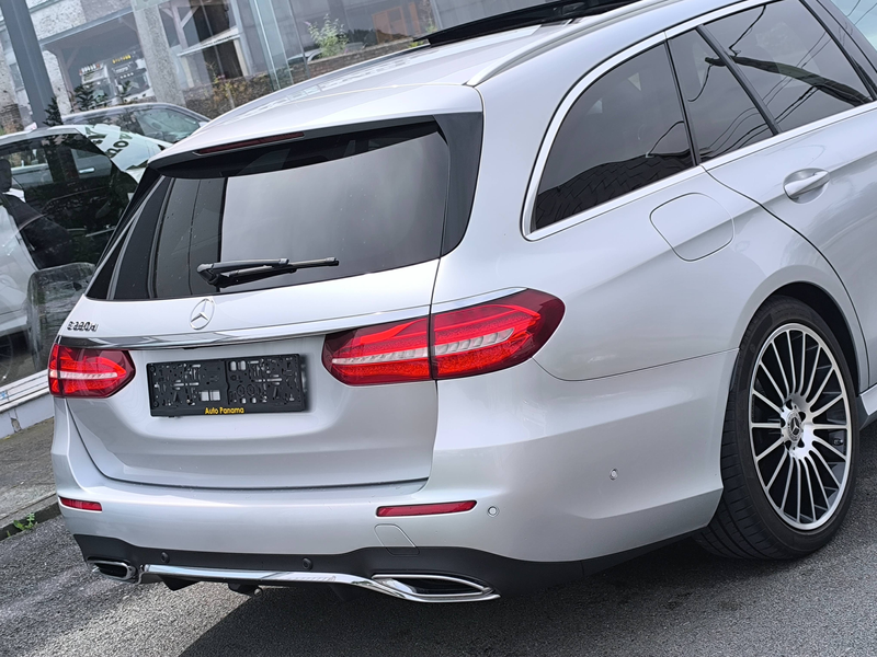 Mercedes-Benz E 220 d BOITE AUTO 9 G-TRONIC PACK AMG TOIT PANO FULL OPTIONS — photo 6