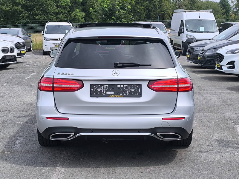 Mercedes-Benz E 220 d BOITE AUTO 9 G-TRONIC PACK AMG TOIT PANO FULL OPTIONS — photo 8