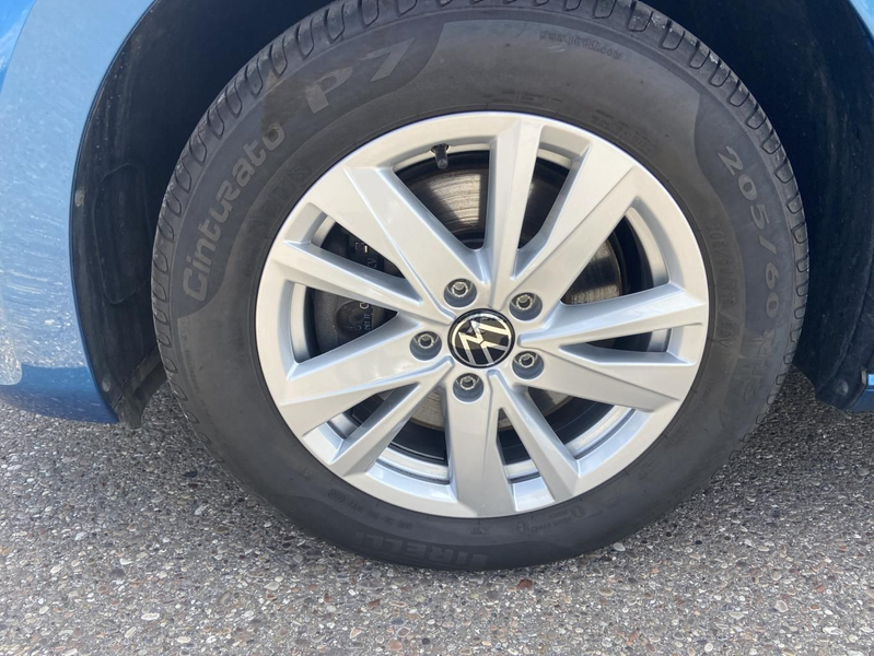 Volkswagen Touran 1.5 TSI COMFORTLINE FAMILY-PAKET+APP-CONN — photo 8
