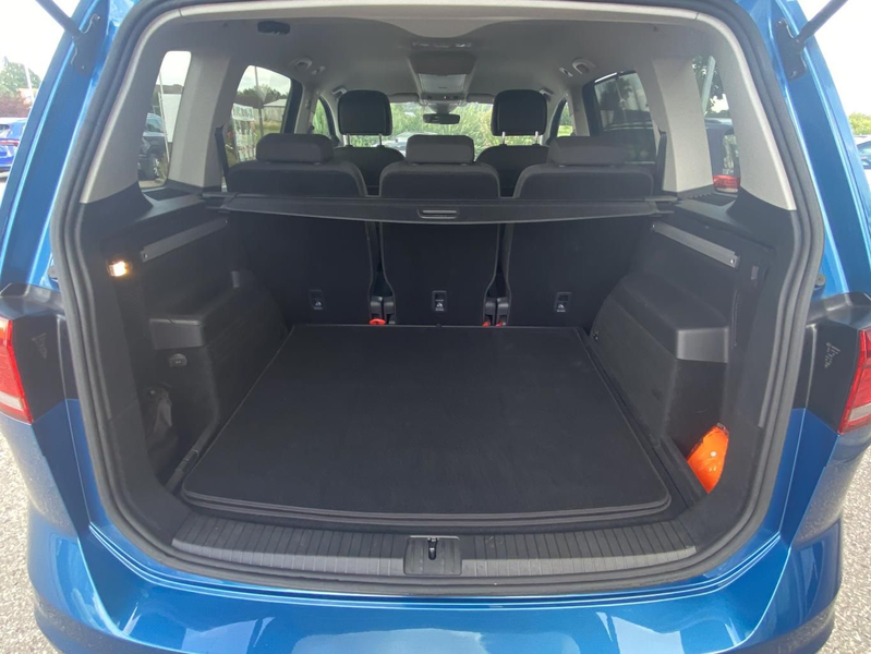 Volkswagen Touran 1.5 TSI COMFORTLINE FAMILY-PAKET+APP-CONN — photo 14