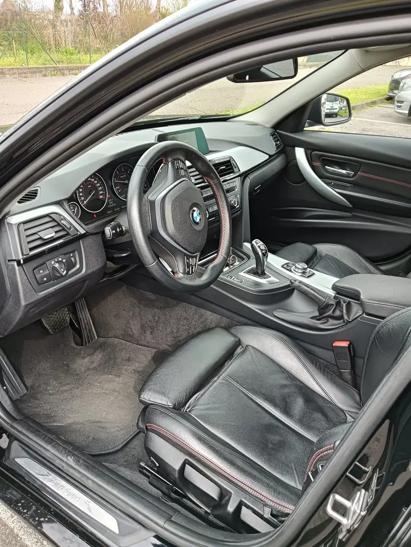 BMW 318 318d Sport Pelle, automatica Černá - 2