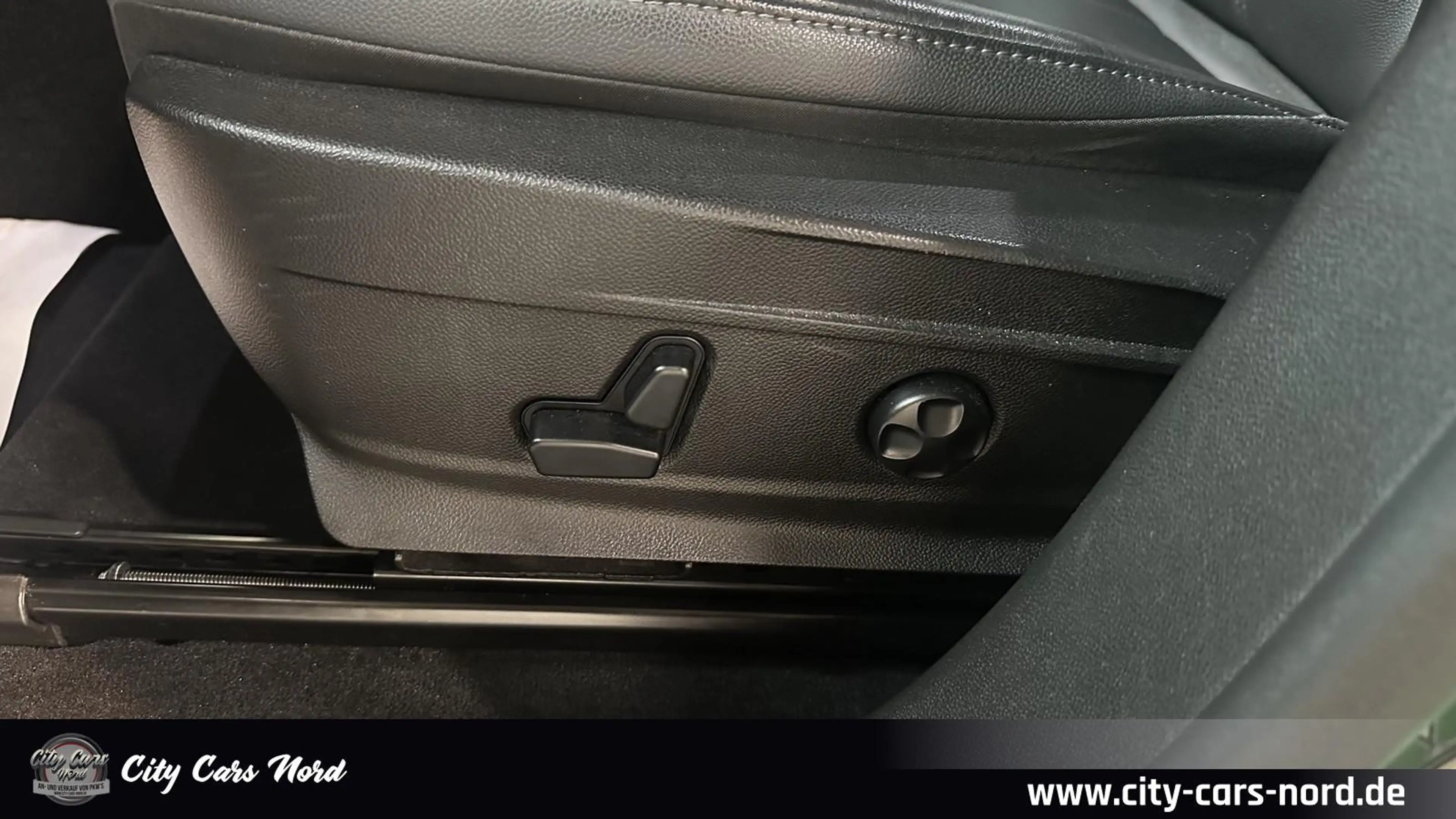 Alfa Romeo Stelvio Super Q4 LEDER+BI.XENON+KAM+KEYLESS — photo 13